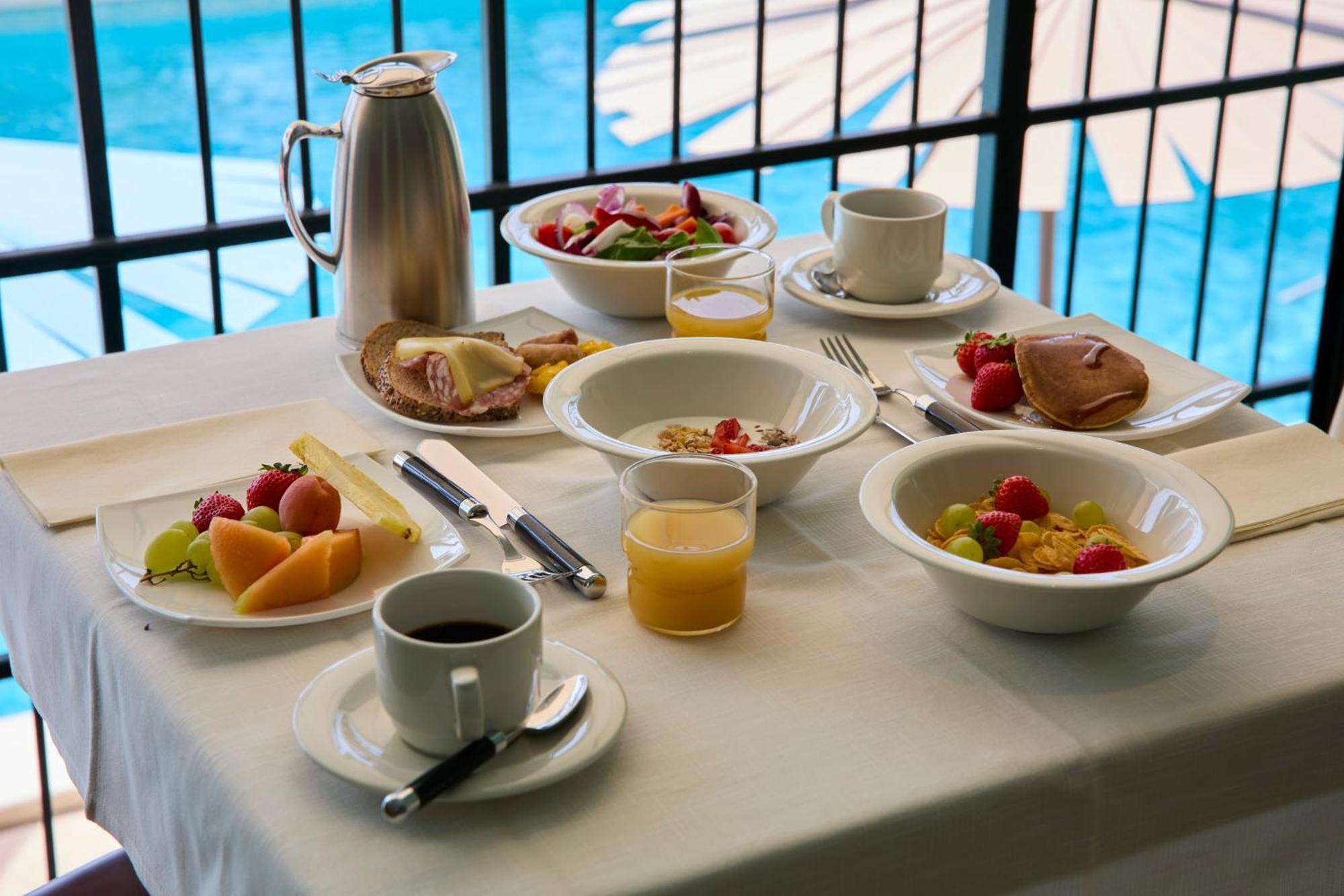 Termini & Hotel 4*